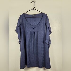 Women's Blue Top